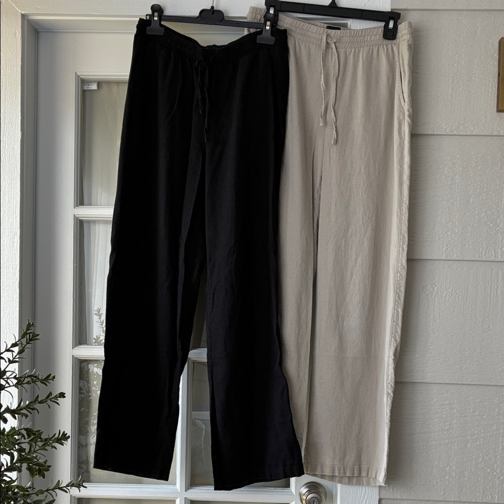 GAP Women's Black and Cream Linen Pants (2pairs)